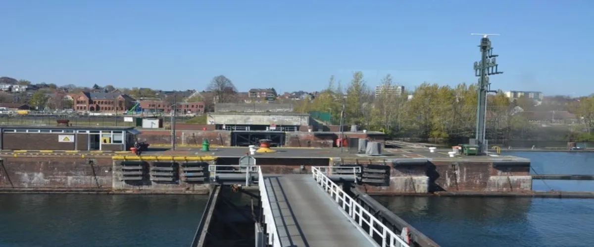 Foto 2 Schleusenanlage Kiel-Holtenau