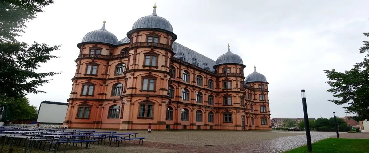 Foto 4 Schloss Gottesaue