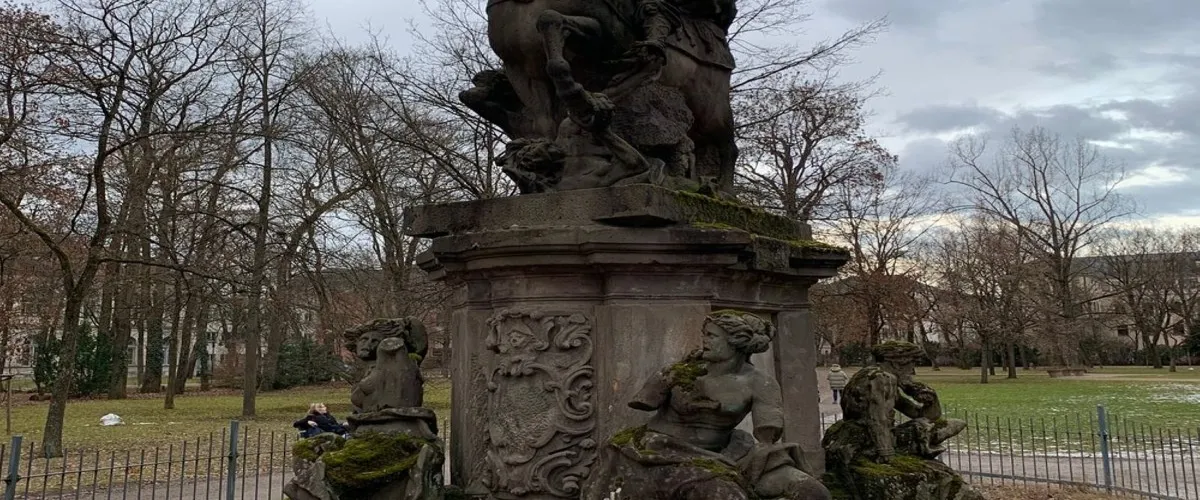 Foto 3 Schlossgarten