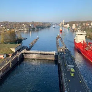 Foto de Schleusenanlage Kiel-Holtenau