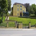 Foto 1 Villa Esche